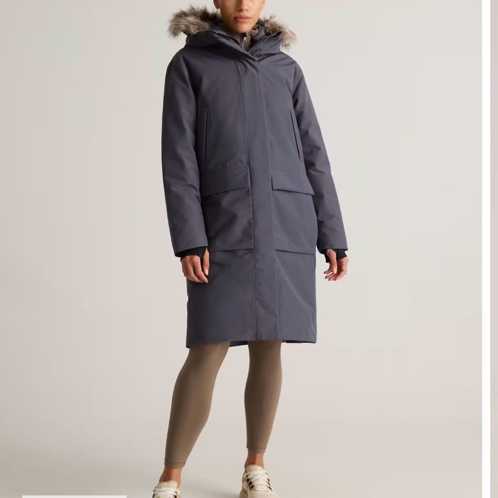 Quince NWT Women's Carbon Gray Responsible Down Hooded Long Parka Jacket XL